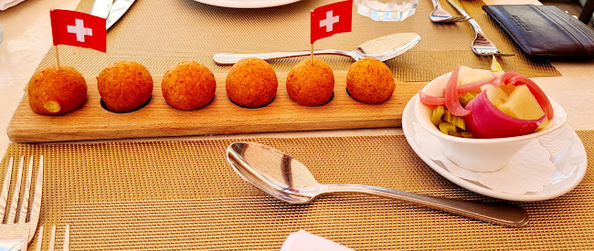 Restaurant Le Chalet du Mont-Pèlerin - Gastronomie und Hotellerie