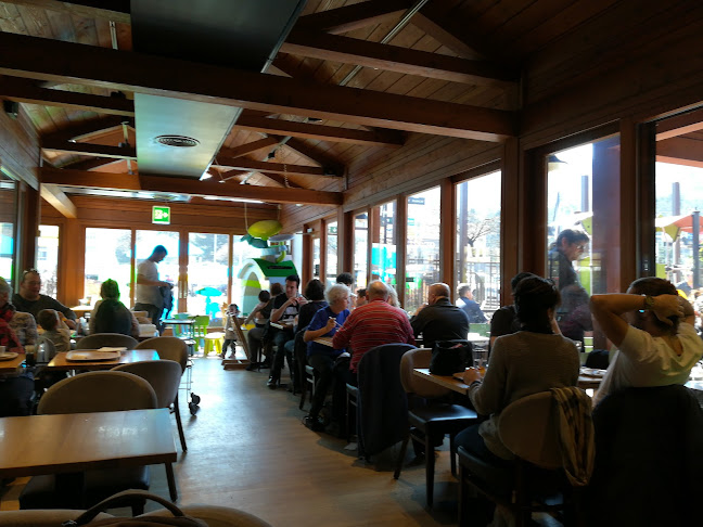 Opinii despre Manora Restaurant Monthey în Monthey - Gastronomie und Hotellerie