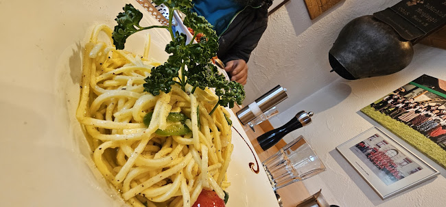 Opinii despre Gasthof zur Alten Post în Büren an der Aare - Gastronomie und Hotellerie