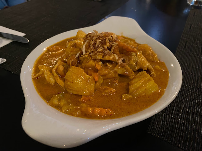 Opinii despre Zentral Thai Restaurant & Takeaway în Zürich - Gastronomie und Hotellerie