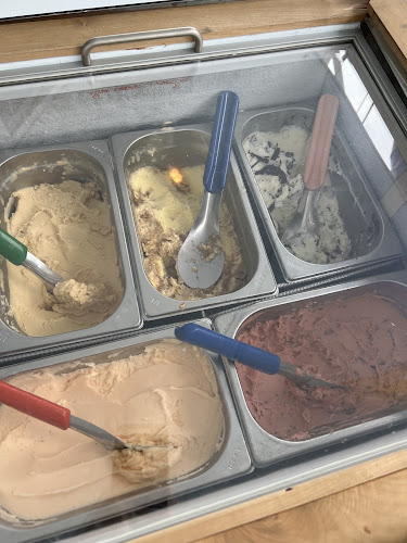 Eiscafé Acero - Gastronomie und Hotellerie