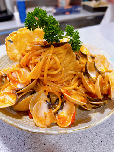 Al Centro di Noi - Gastronomie und Hotellerie