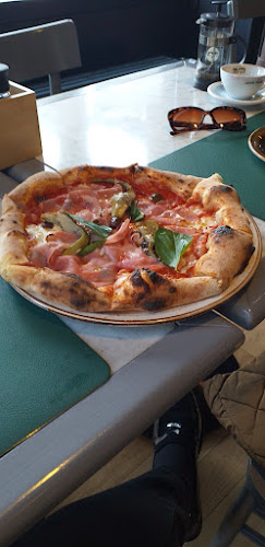 Opinii despre Ristorante Vistalago în Lugano - Gastronomie und Hotellerie