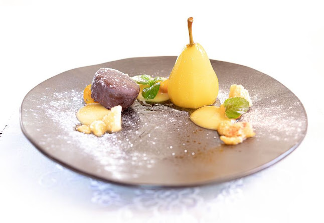 Opinii despre Ristorante Centrale în Losone - Gastronomie und Hotellerie