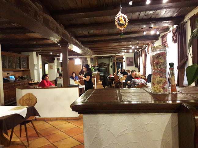 Ristorante Pizzeria Zum Rössle - Gastronomie und Hotellerie