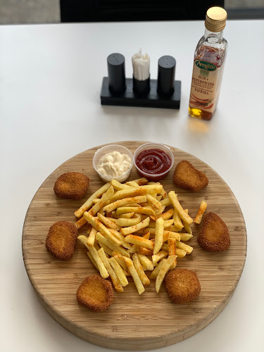 Opinii despre R-Imbiss Lyssach Center în Lyssach - Gastronomie und Hotellerie