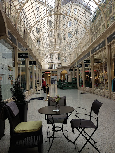 Charlie Ganache - Geneva