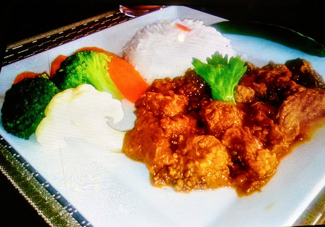 TIBET BISTRO ● Supertasty Food & Drinks ● VEGAN or BEEF ●Restaurant & Take Away● 🚶3min.🚶🏼‍♀️ HB Winterthur - Gastronomie und Hotellerie