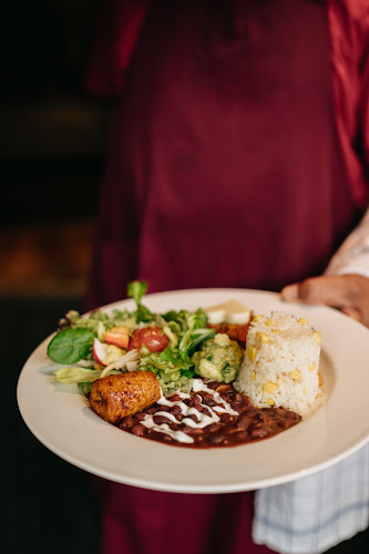 Aateigi - Gastronomie und Hotellerie