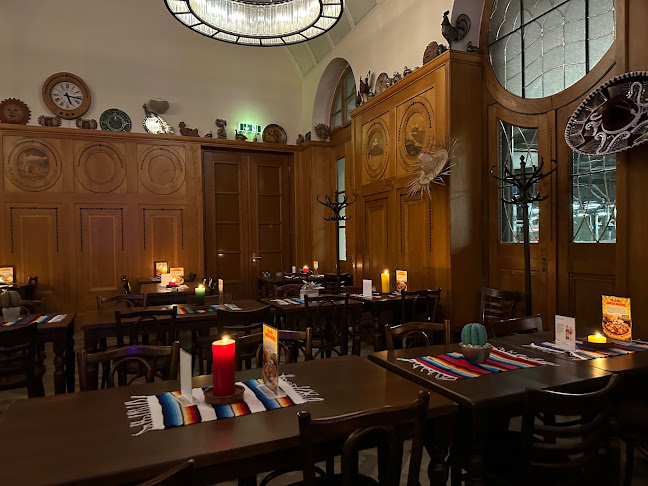 Tres Amigos - Gastronomie und Hotellerie