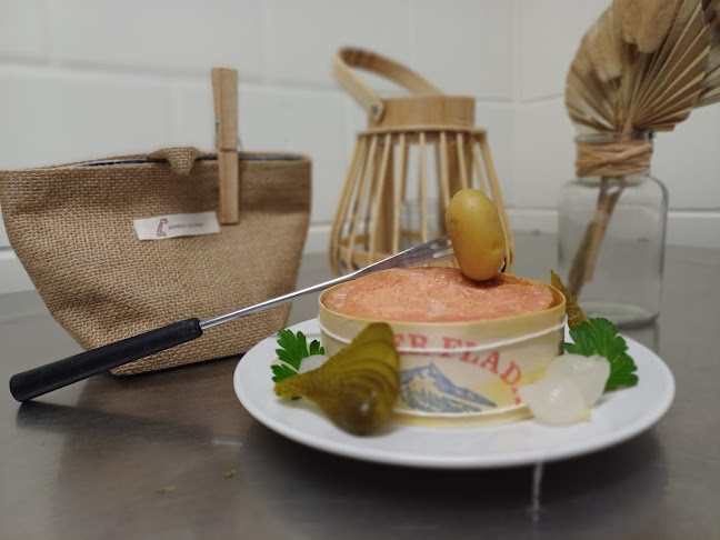 Opinii despre Bistr'Hockey (restaurant de la patinoire) în Delémont - Gastronomie und Hotellerie