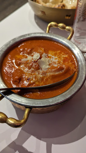 Restaurant GoldenIndia Freiburg/Fribourg "Specialités Indiennes" - Gastronomie und Hotellerie