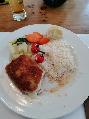 Opinii despre Landgasthaus Bauernhof în Lauerz - Gastronomie und Hotellerie