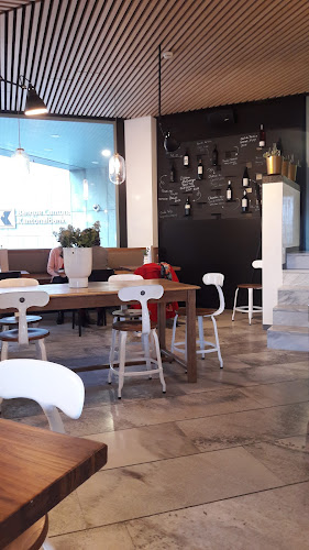 Bd de Pérolles 1, 1700 Fribourg