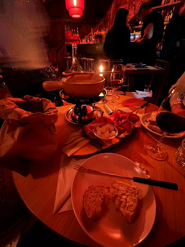 Opinii despre Hafechäs în Basel - Gastronomie und Hotellerie