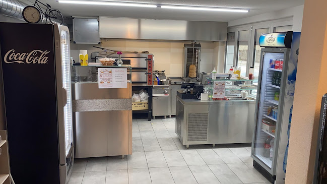 Opinii despre Arena Pizza Grill Grenchen în Grenchen - Gastronomie und Hotellerie