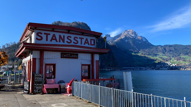 Dorfpl. 3, 6362 Stansstad