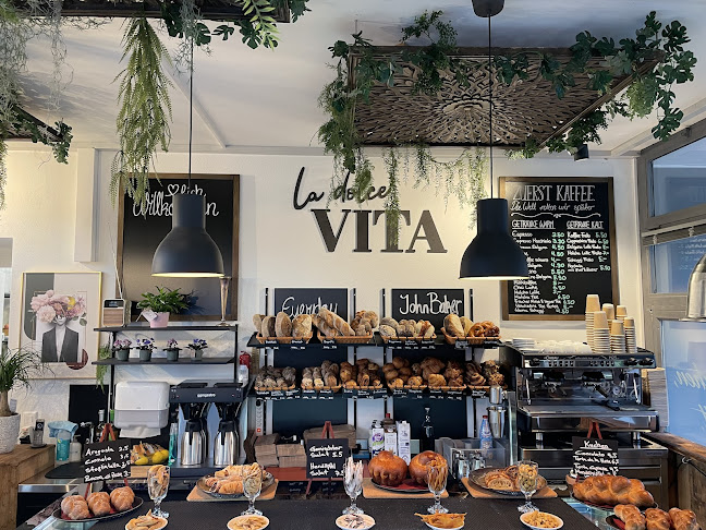 Comentarii opinii despre Blumen zum Glück Café Uerikon / Stäfa