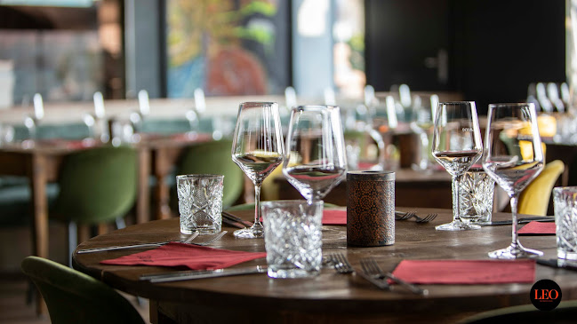 LEO Restaurant & Bar