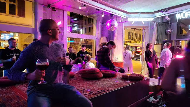 Comentarii opinii despre RAUM 84 - Karaoke - Bar - Ping Pong - Beer Pong - Partylocation