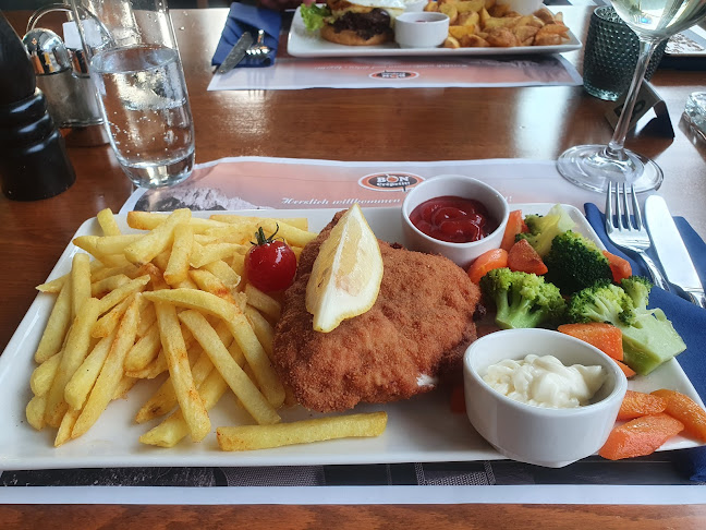 Opinii despre Seeblick Hotel Restaurant Rössli în Murg - Gastronomie und Hotellerie