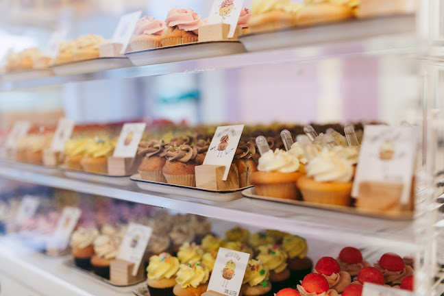 Royaume MELAZIC - Lausanne