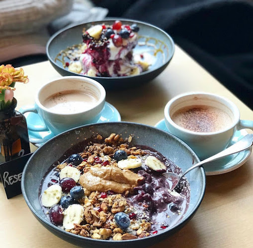 Opinii despre Roots în Zürich - Gastronomie und Hotellerie