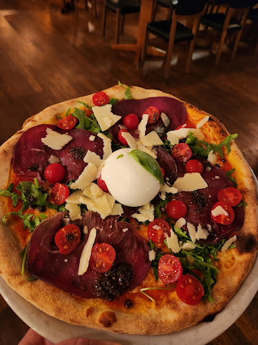 Opinii despre Trattoria Pizzeria Da Michele în Zürich - Gastronomie und Hotellerie