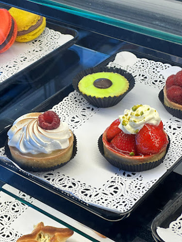 Opinii despre Hills Coffee - Tea Room de Cressy în Confignon - Gastronomie und Hotellerie