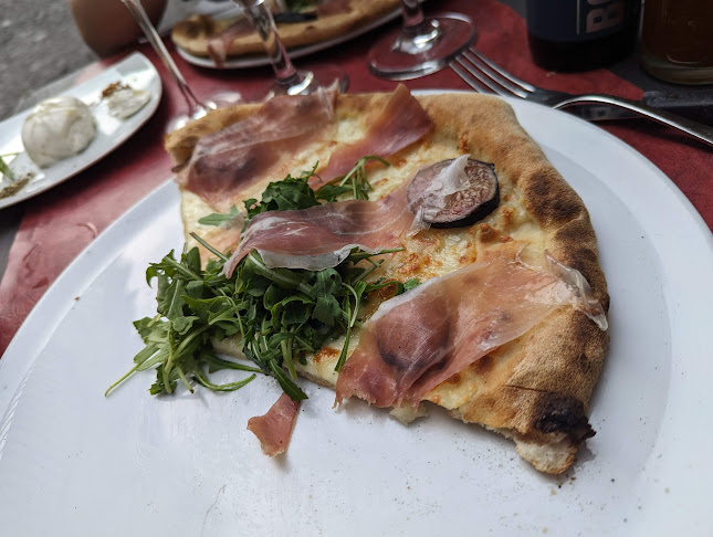 La Cantinella - Gastronomie und Hotellerie