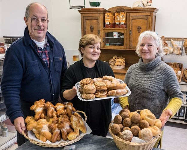 Opinii despre BackwarenOutlet în Basel - Gastronomie und Hotellerie