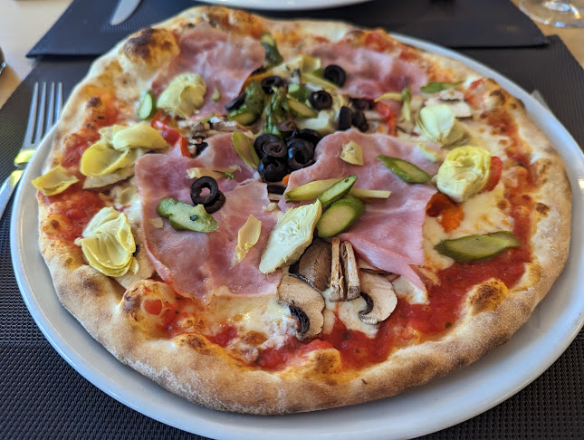 Restaurant pizzeria Le Capri - Gastronomie und Hotellerie