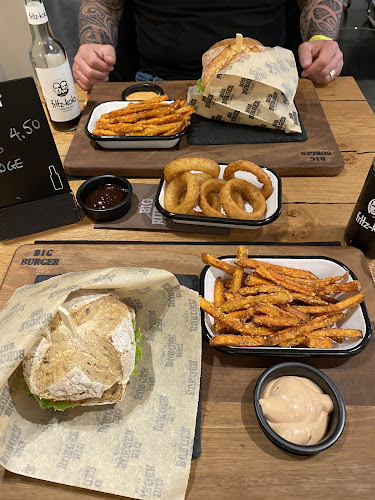 Comentarii opinii despre BIG BURGER AARAU