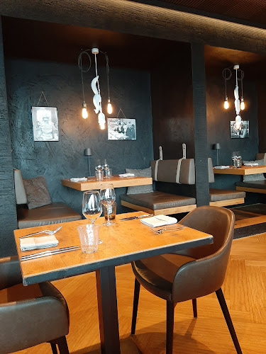 Comentarii opinii despre Atticum