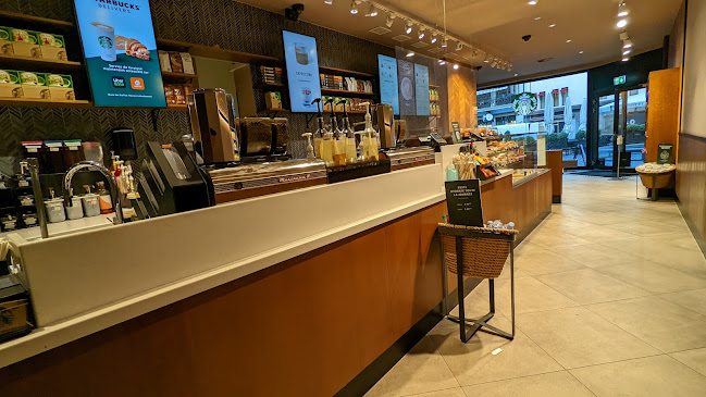 Starbucks - Gastronomie und Hotellerie