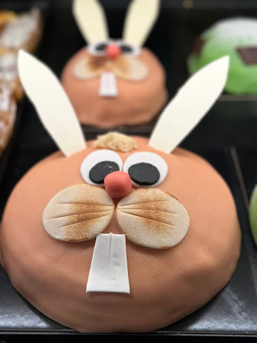 Opinii despre Bäckerei Hausammann Guggach în Zürich - Gastronomie und Hotellerie