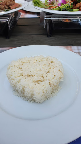 Opinii despre Thung Thong Thai Restaurant KLG în Solothurn - Gastronomie und Hotellerie
