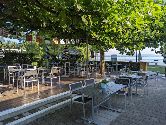 Opinii despre Restaurant Strandbad Toller Hecht în Uttwil - Gastronomie und Hotellerie