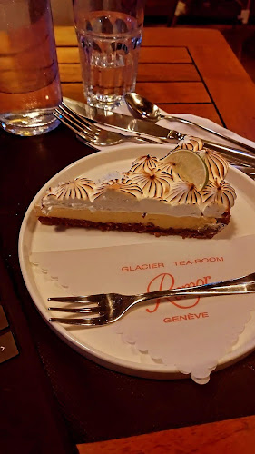 Pl. du Cirque 3, 1204 Genève