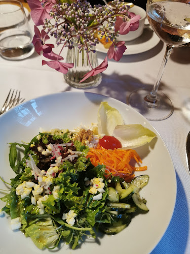 Opinii despre Bären Utzenstorf în Utzenstorf - Gastronomie und Hotellerie