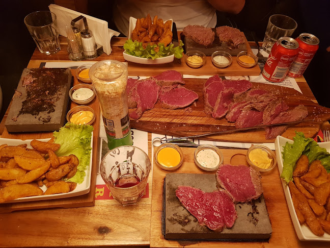 Comentarii opinii despre Tiara Grill