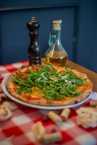 Opinii despre Pizza Vino în Carouge - Gastronomie und Hotellerie