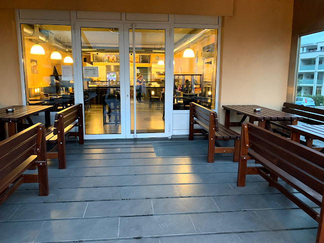 Tornado Pizzeria, Bahnhofstrasse 46, 9475 Sevelen