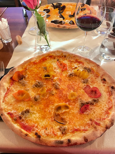Trattoria Pizzeria Da Michele - Gastronomie und Hotellerie