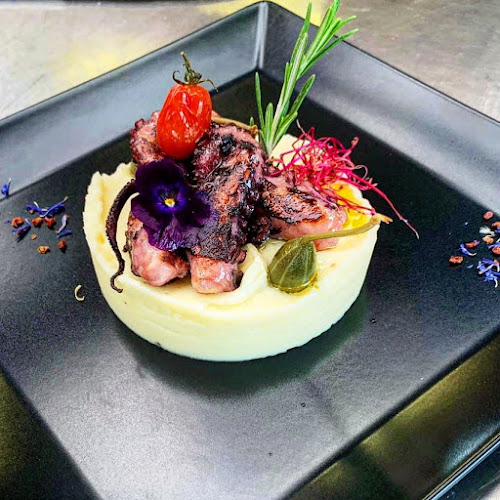 LA BARCA Fusion Restaurant and Lounge Locarno - Gastronomie und Hotellerie