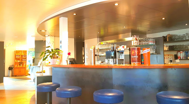 Opinii despre Dorf Kafi und Bäckerei Zuzwil GmbH în Zuzwil - Gastronomie und Hotellerie