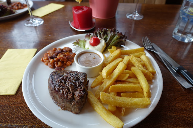 Stars and Stripes American Bar & Restaurant