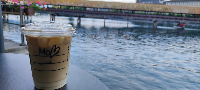 Starbucks - Gastronomie und Hotellerie