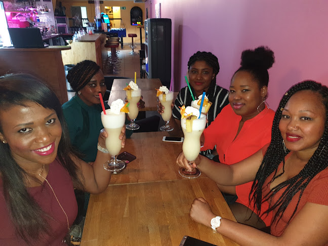 Le 6 Bar - Gastronomie und Hotellerie