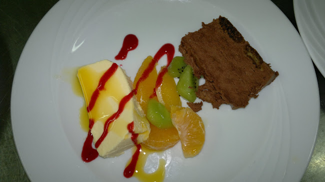 Comentarii opinii despre Gilbert Kundig